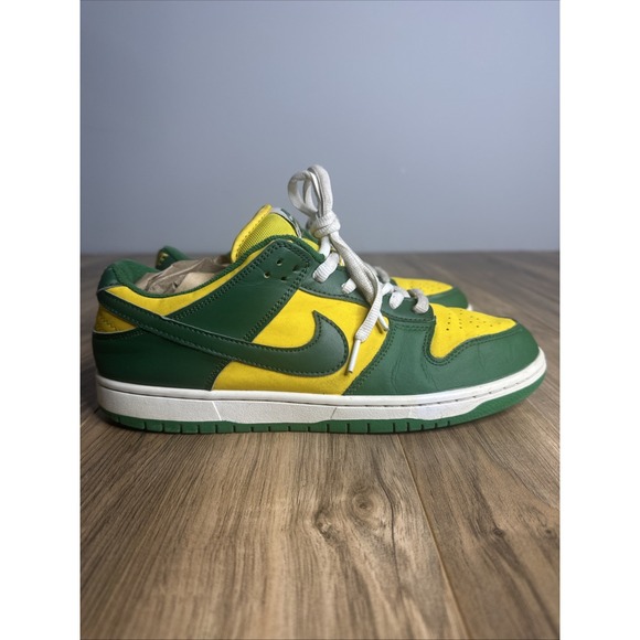 Nike Dunk Low Brazil - Men's Size 10 (CU1727-700)‎ Green/ Yellow